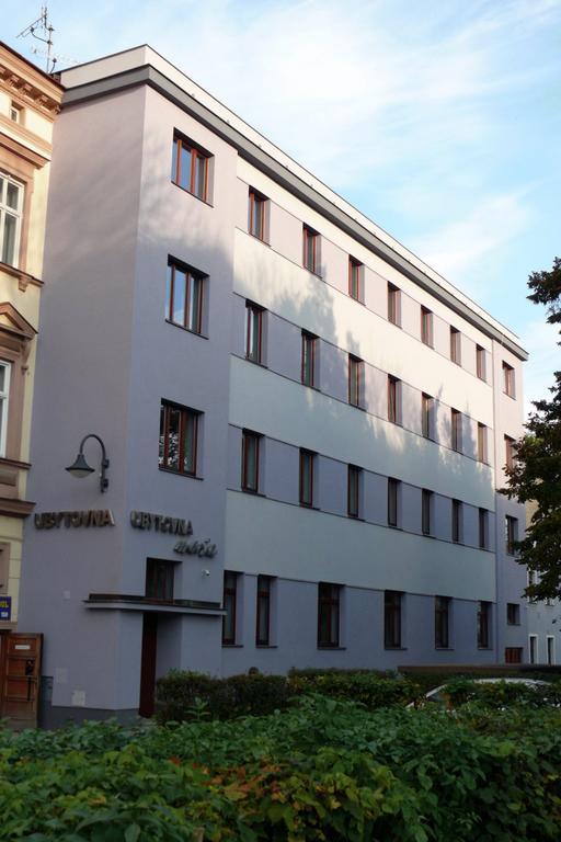 Ubytovna Marie Ołomuniec Zewnętrze zdjęcie